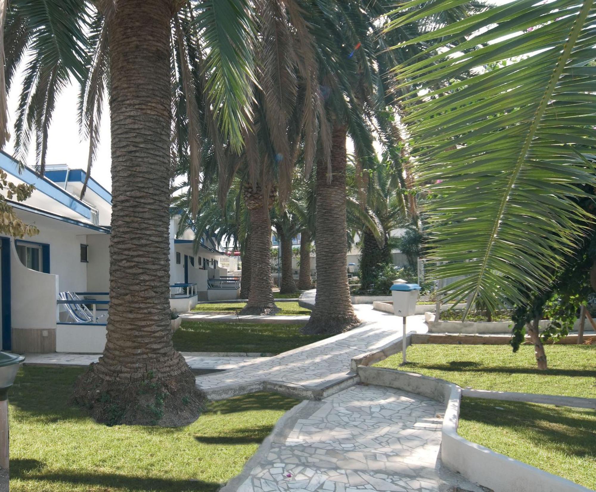Hotel Gabbiano San Domino Bagian luar foto
