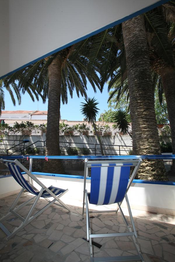 Hotel Gabbiano San Domino Bagian luar foto